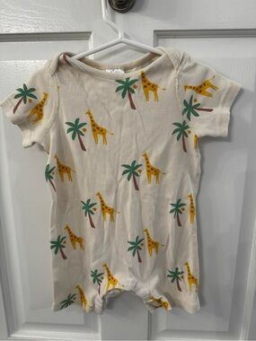 Hanna Andersson size 2T romper